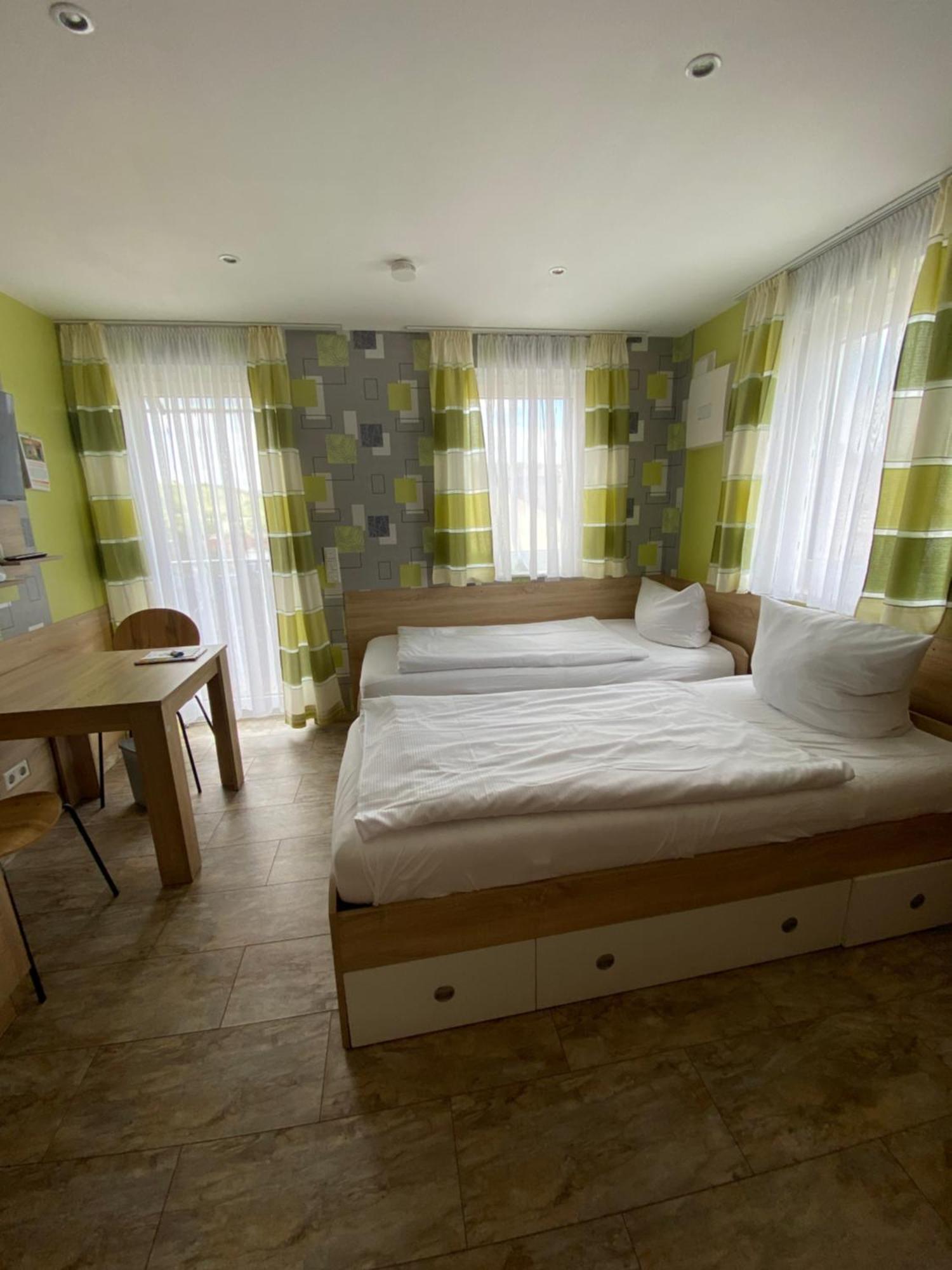 Hotel Mowo Kirchberg Würzburg Zewnętrze zdjęcie